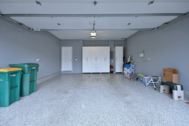 14248 Newport Circle, Huntley, IL 60142