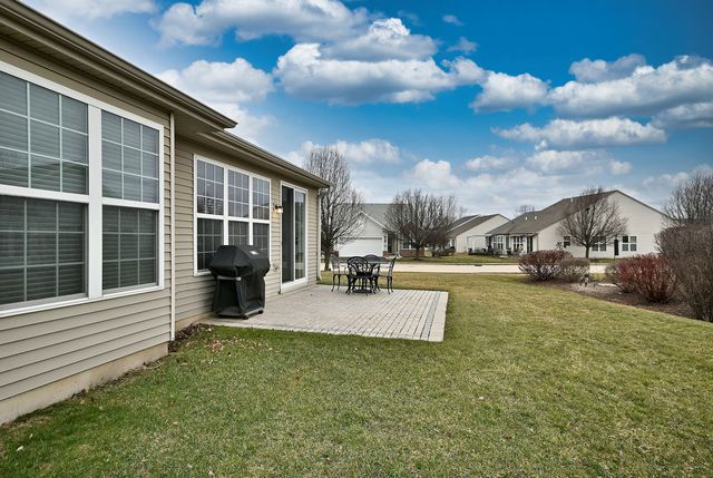 14248 Newport Circle, Huntley, IL 60142