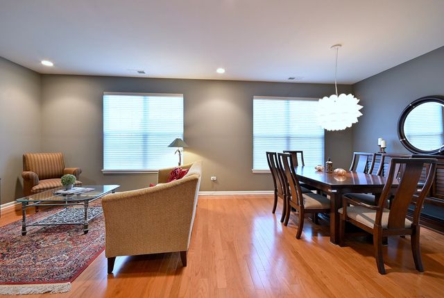 14248 Newport Circle, Huntley, IL 60142