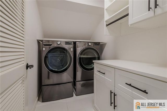16 South Street, Old Bridge, NJ 08857