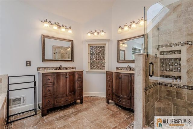 16 South Street, Old Bridge, NJ 08857