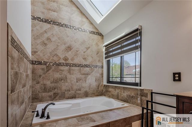 16 South Street, Old Bridge, NJ 08857