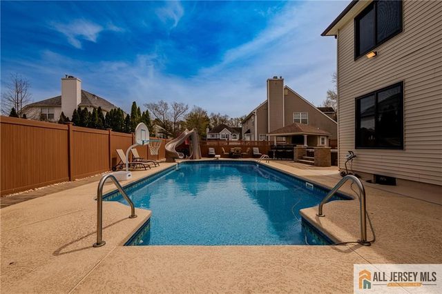 16 South Street, Old Bridge, NJ 08857