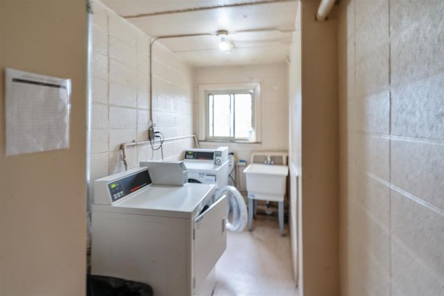 570 Fairway View Drive 3H, Wheeling, IL 60090