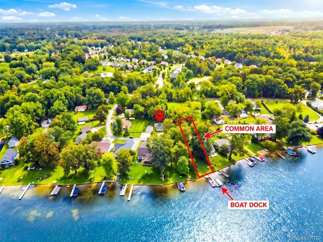 1353 Elmhurst Drive, Genoa Township, MI 48843