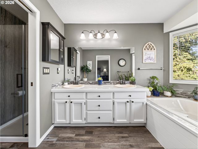 20517 Sw 98TH Ct, Tualatin, OR 97062