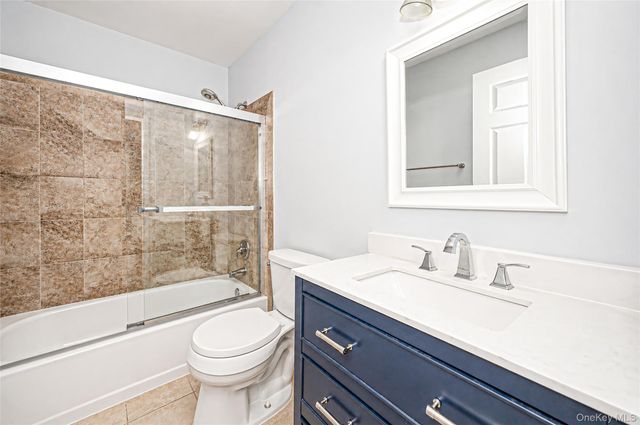 5 Jeremy Circle, Nesconset, NY 11767