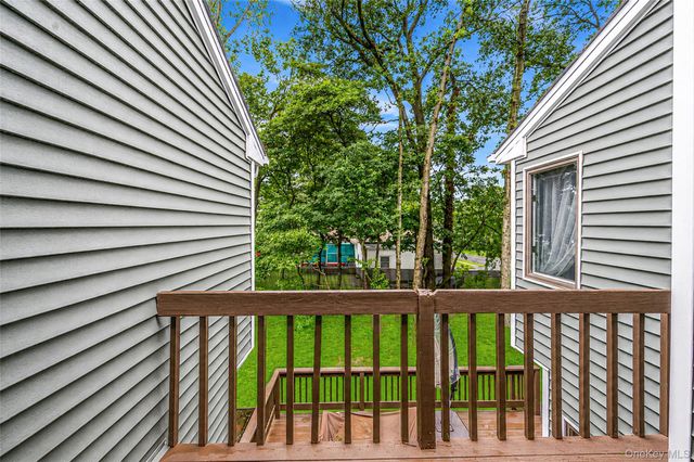 5 Jeremy Circle, Nesconset, NY 11767