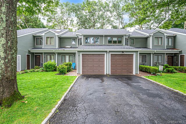 5 Jeremy Circle, Nesconset, NY 11767