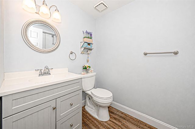 5 Jeremy Circle, Nesconset, NY 11767