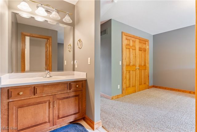 2840 Barclay Circle NW, North Canton, OH 44720