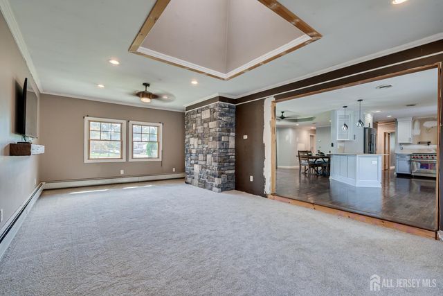690 New Durham Road, Metuchen, NJ 08840