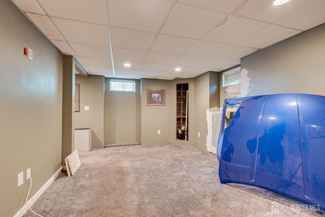 690 New Durham Road, Metuchen, NJ 08840