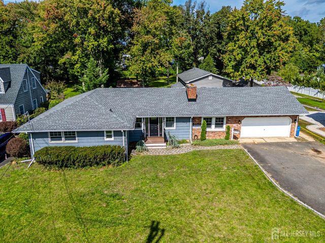 690 New Durham Road, Metuchen, NJ 08840