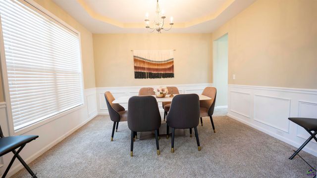 114 Meadows Walk Drive, Byron, GA 31008