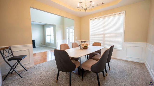 114 Meadows Walk Drive, Byron, GA 31008