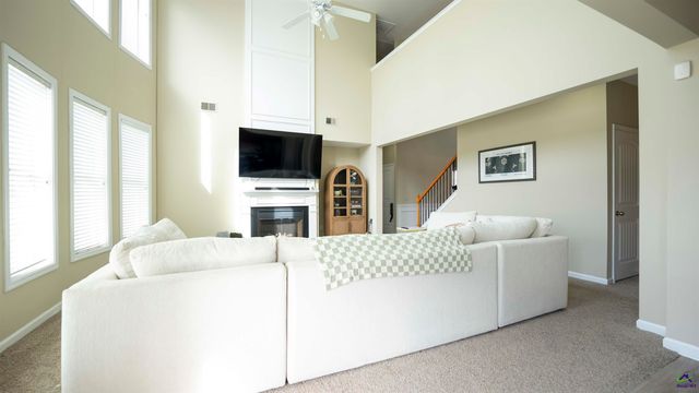 114 Meadows Walk Drive, Byron, GA 31008