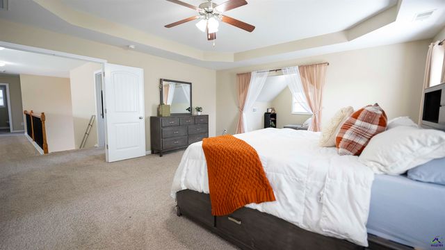 114 Meadows Walk Drive, Byron, GA 31008