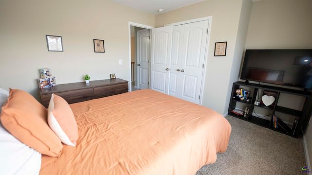 114 Meadows Walk Drive, Byron, GA 31008