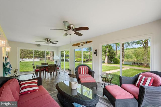 116 NATALIE LN, Harpers Ferry, WV 25425