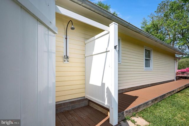 116 NATALIE LN, Harpers Ferry, WV 25425