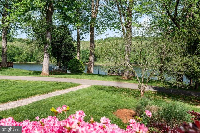 116 NATALIE LN, Harpers Ferry, WV 25425