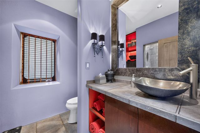 15 Vista La Esperanza, Santa Fe, NM 87506