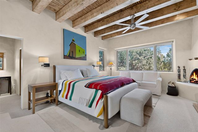 15 Vista La Esperanza, Santa Fe, NM 87506