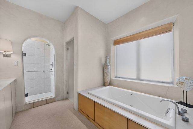 15 Vista La Esperanza, Santa Fe, NM 87506