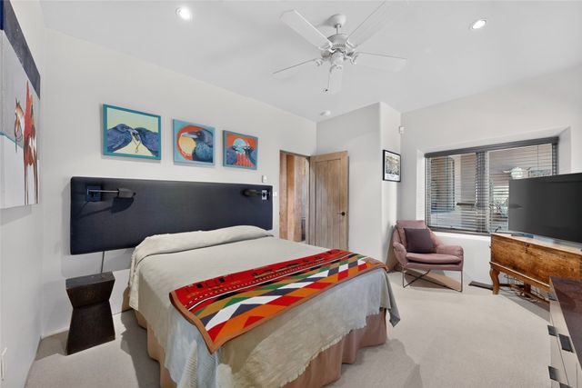 15 Vista La Esperanza, Santa Fe, NM 87506