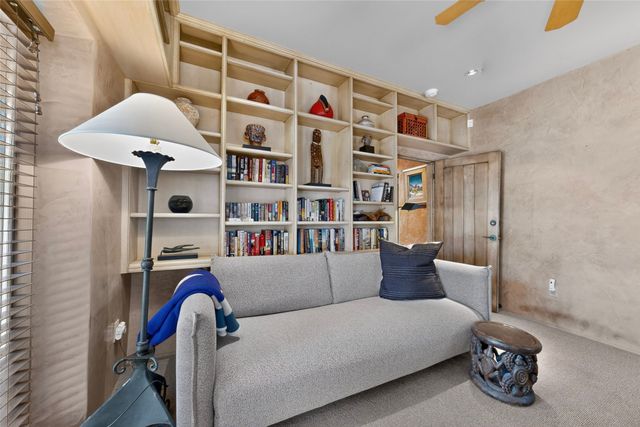 15 Vista La Esperanza, Santa Fe, NM 87506