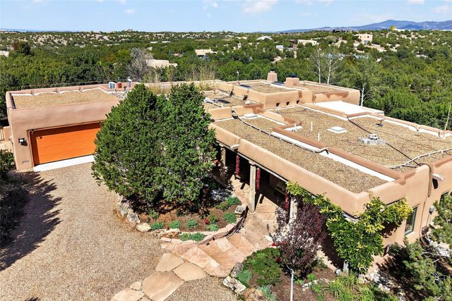 15 Vista La Esperanza, Santa Fe, NM 87506
