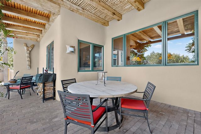 15 Vista La Esperanza, Santa Fe, NM 87506