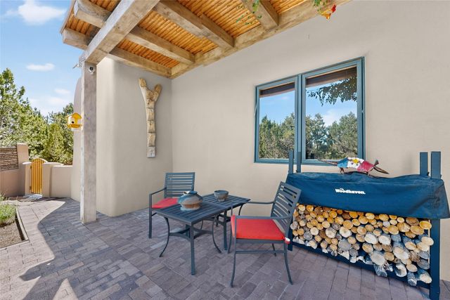 15 Vista La Esperanza, Santa Fe, NM 87506