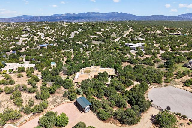 15 Vista La Esperanza, Santa Fe, NM 87506