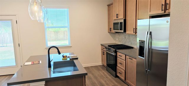 1417 Purple Martin DR, Austin, TX 78660