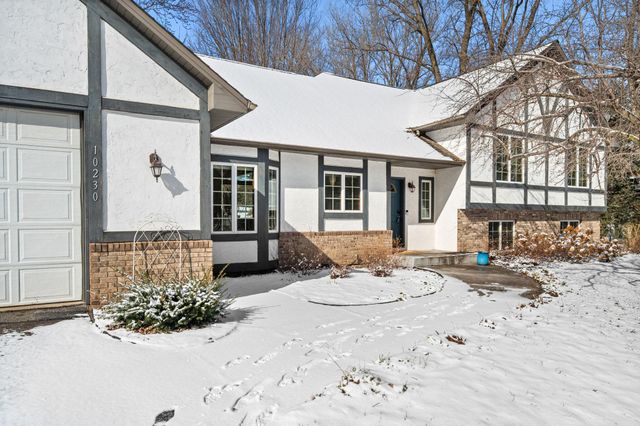 10230 60th St Ln N, Stillwater, MN 55082