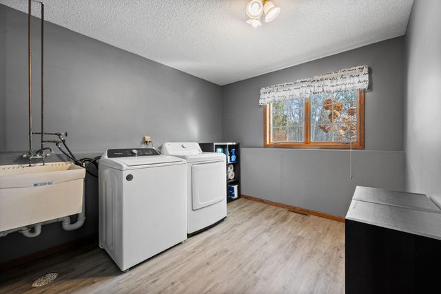 10230 60th St Ln N, Stillwater, MN 55082