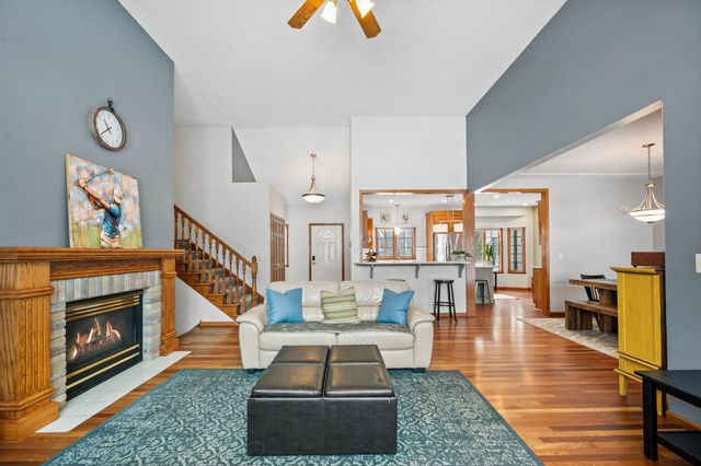 10230 60th St Ln N, Stillwater, MN 55082