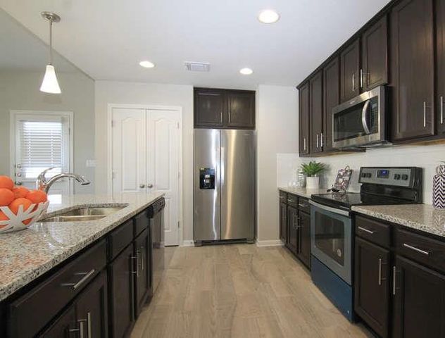 718 Tinton Falls LN, Pflugerville, TX 78660