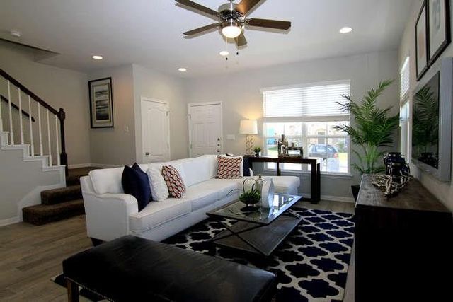 718 Tinton Falls LN, Pflugerville, TX 78660