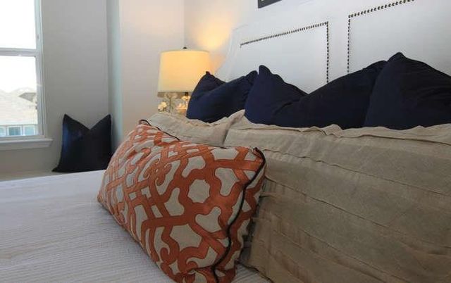 718 Tinton Falls LN, Pflugerville, TX 78660