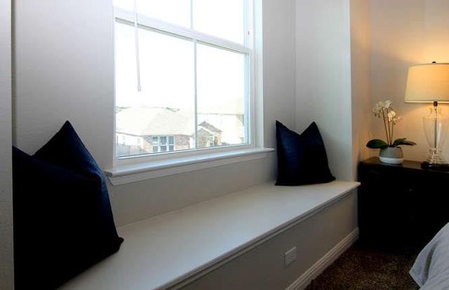 718 Tinton Falls LN, Pflugerville, TX 78660