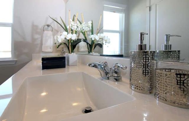 718 Tinton Falls LN, Pflugerville, TX 78660