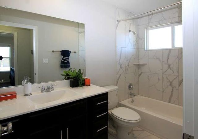 718 Tinton Falls LN, Pflugerville, TX 78660