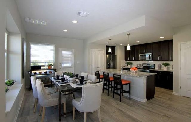 718 Tinton Falls LN, Pflugerville, TX 78660