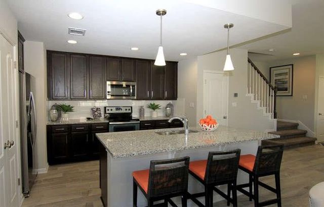 718 Tinton Falls LN, Pflugerville, TX 78660