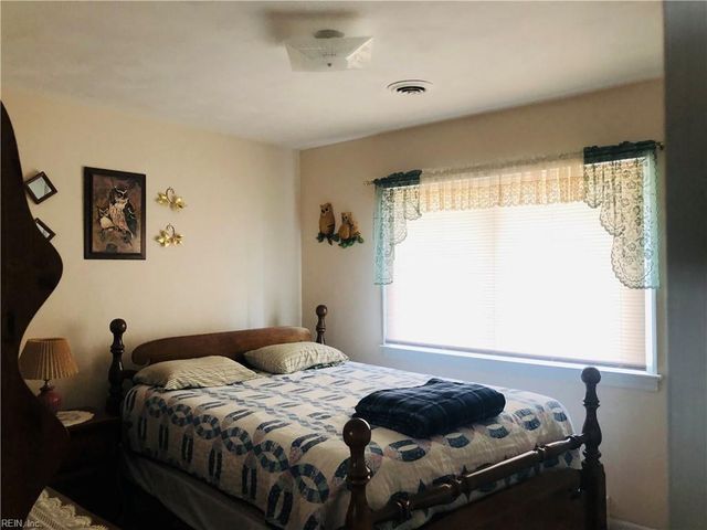 552 Crown CRES, Chesapeake, VA 23325