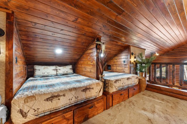 795 Watson Road, Branson, MO 65616