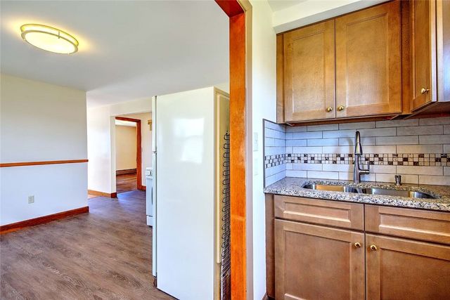 9 Custer Avenue, Johnston, RI 02919